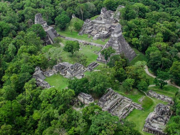peradaban maya